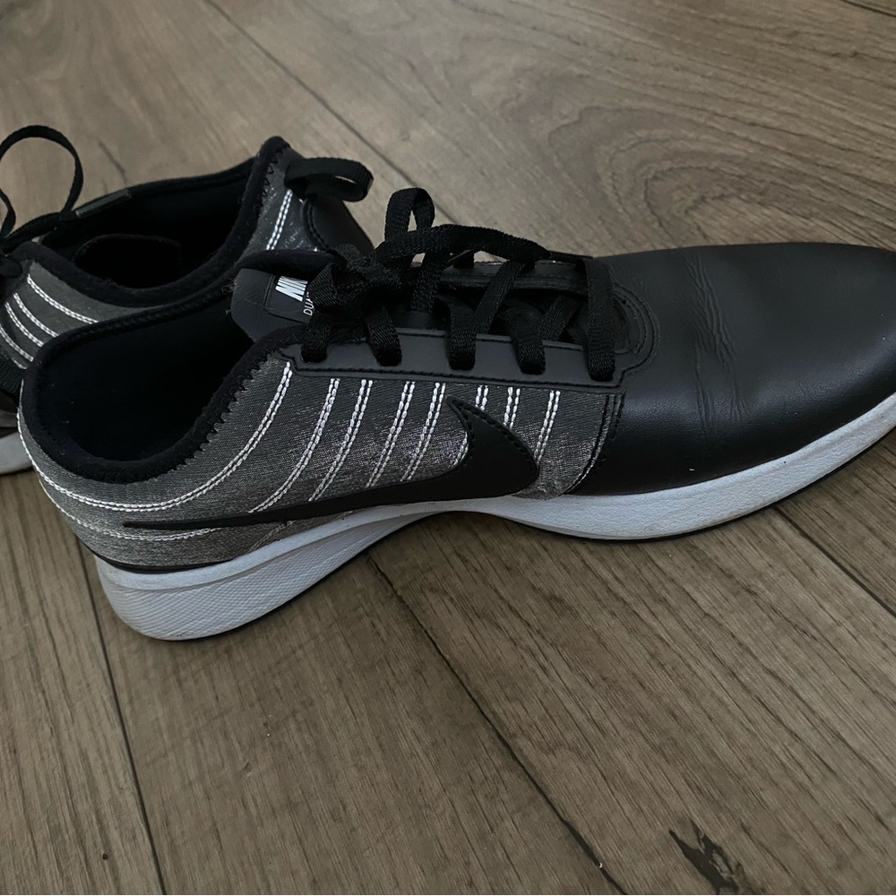 Nike Black and Gray Women’s Sneakers